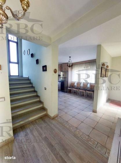Casa unifamiliala ultrafinisata cu teren 473 mp in Gruia - 3