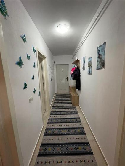 Apartament cu 3 camere decomandat, mobilat în Cug
