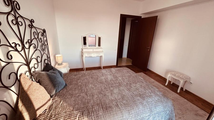 Apartament cu 2 camere semidecomandat în Politehnica