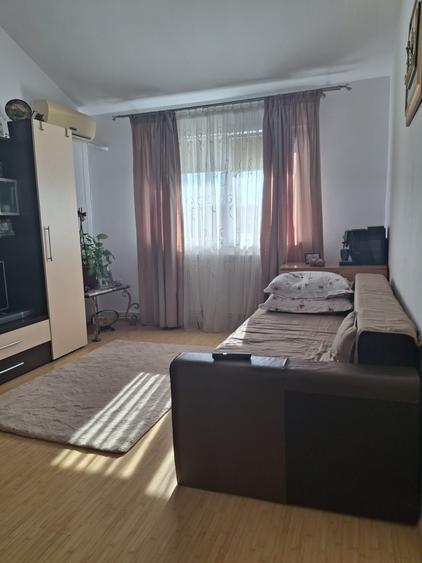 Apartament 2 camere Poarta 6 - 1