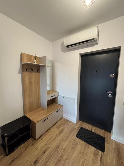 Apartament cu 2 camere semidecomandat în Berceni