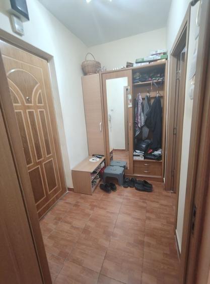 Apartament cu 2 camere semidecomandat în Exterior Vest