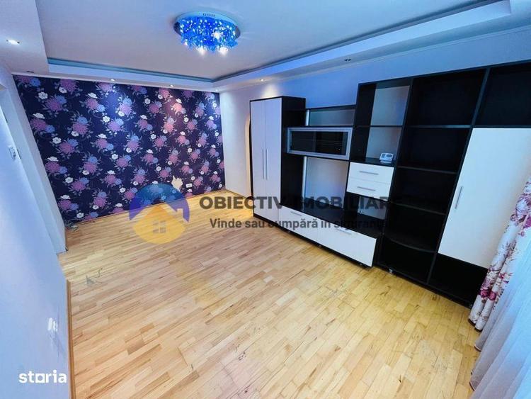 Apartament cu 2 camere semidecomandat, mobilat în Central