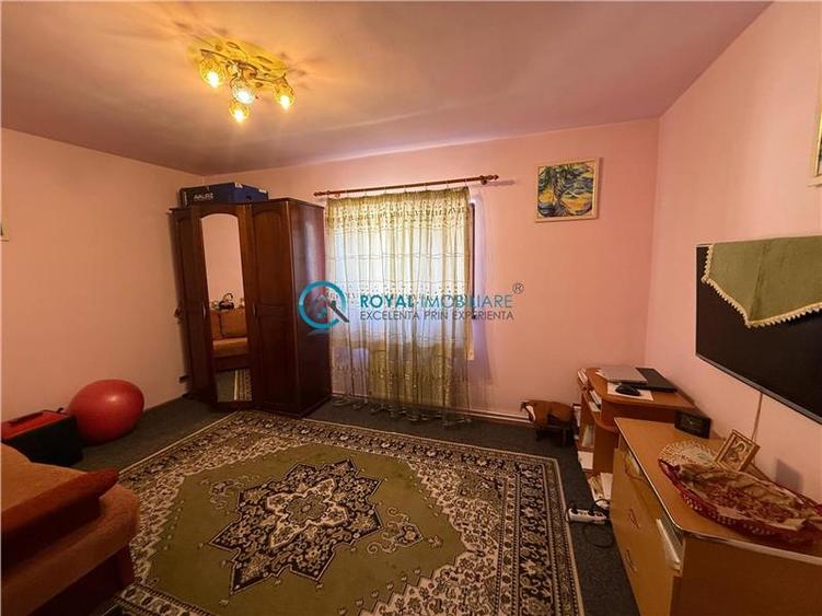 Casă individuală cu 5 camere cu Teren 1250 Mp în Lipănești