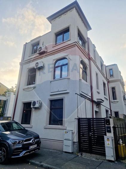 Casă / Vilă Individuală –Strada Ronda, București |Disponibil Imediat - 1