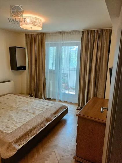 APARTAMENT 3 CAMERE -HOL H-REABILITAT-2 BAI-PANDURI-13 SEPTEMBRIE - 1