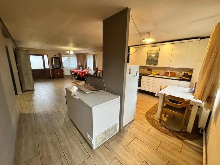 Casa cocheta cu terasa | 5 ari teren - 16