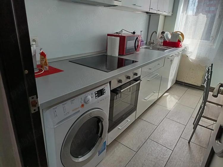 Inchiriez apartament 2 camere - 3