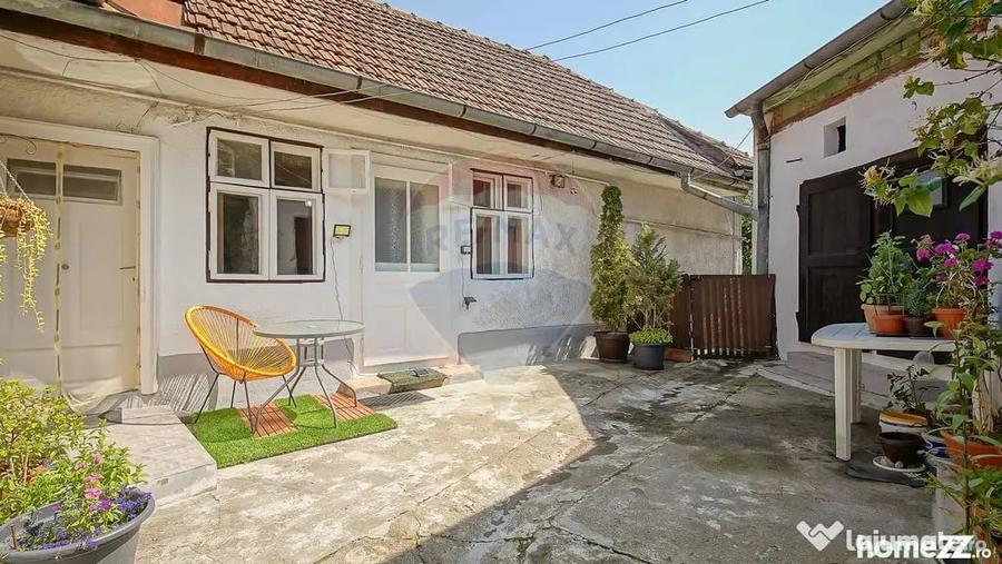Casă cu 3 camere cu Teren 94 Mp în Schei