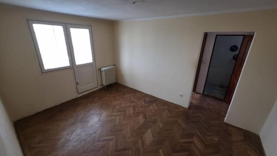 Apartament 2 camere 43 mp+balcon Al.Predeal ARAD - 1