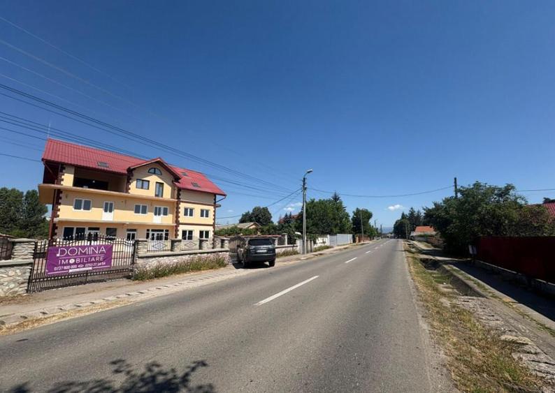 Proprietate complexa situata in Barsesti - 1