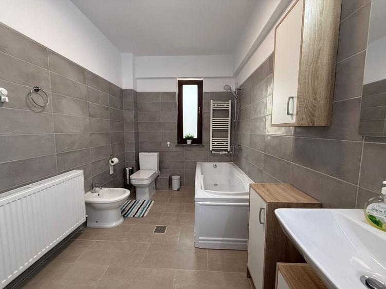 Casa de inchiriat 3 camere | BUCIUM | langa padure - 15