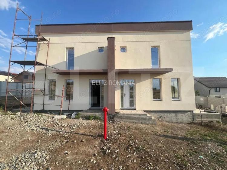 Casa P+1 parte din duplex, Simnicul de Jos