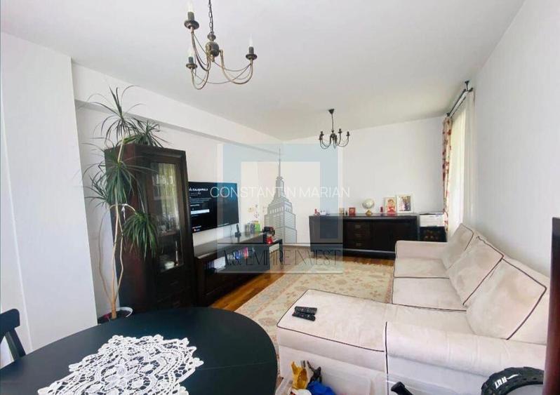 De vanzare apartament 3 camere/ zona Bartolomeu Avantgard...