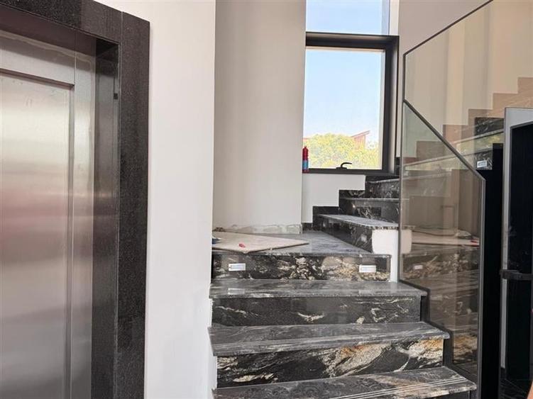 Inchiriere spatii de birouri - Zona 13 Septembrie - 8