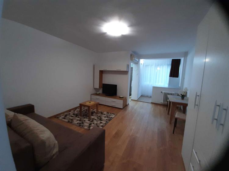 Inchiriere garsoniera Grand Arena - 2