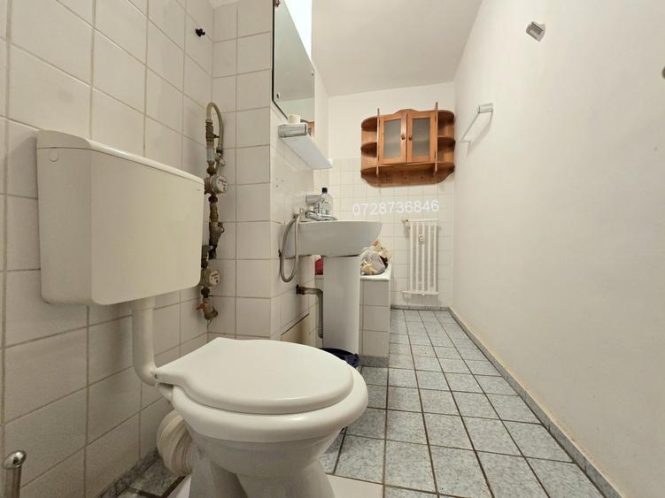 Lacul Tei - Facultatea de Constructii, bloc 1986, 40 mp - 7