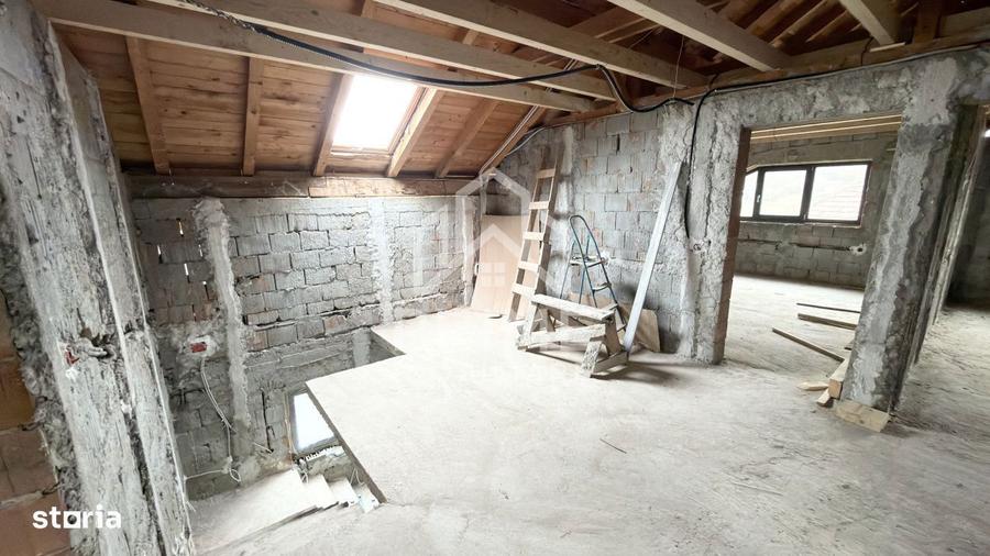 Casa de vanzare la rosu | 180 mp | 710 mp teren | Blaj - 2