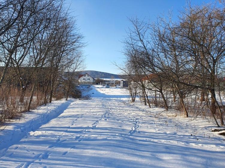 Proprietate 2950mp - Imprejmuit + Container. Podu Oltului, la strada principala - 10