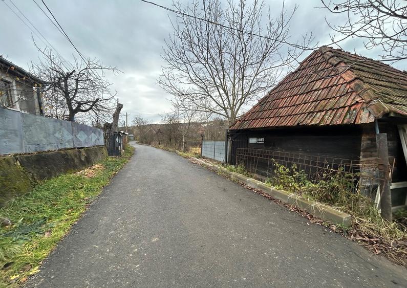 Vand teren 2400mp si casa batraneasca langa Cluj - 2