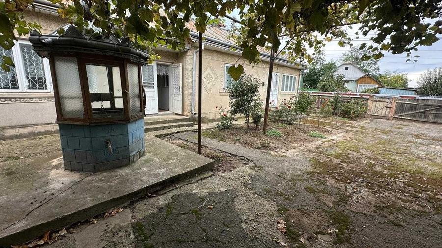 Casa de vanzare in Dumbraveni,jud. Succeava - 7