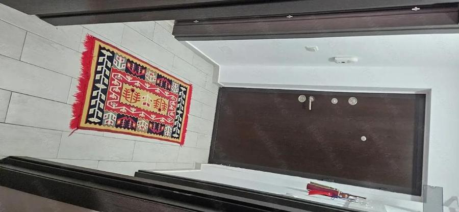 Inchiriez apartament cu o camera 39 m2 - 3