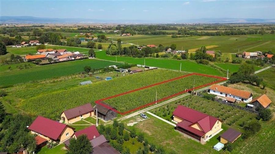 Teren intravilan, pe 2.000mp, Bacel, Covasna - 1