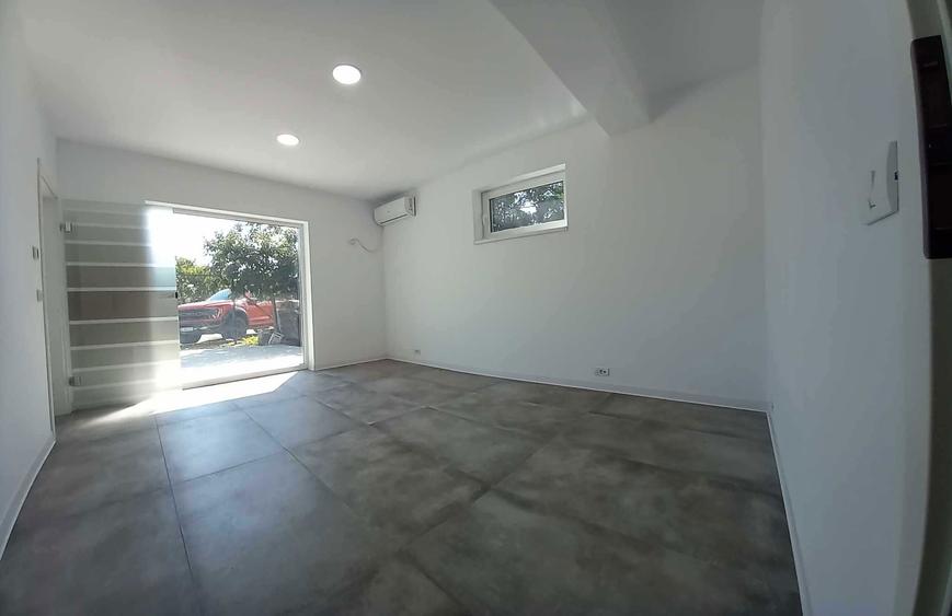 Salon - Clinica - Birouri + Locuinta - 3