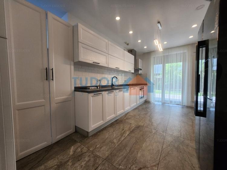 Beautiful 5 bedroom villa in Oxford Gardens - 8