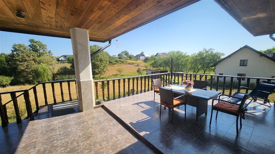 Poveste de Toamna Casa in Bucovina De Vanzare 0727817187 - 1