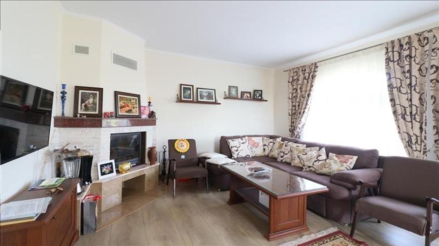 Casa deosebita in V.Lupului - 4