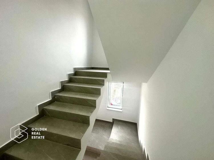 Cladire cu destinatie comerciala,800mp, D,P+2Etaje,locatie exceptionala - 11