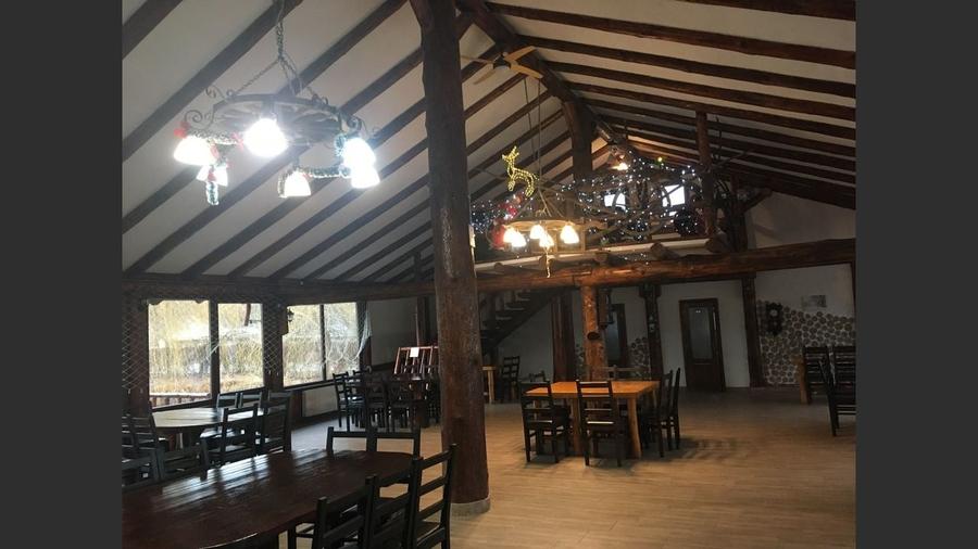 Pensiune cu lac privat și piscină – afacere la cheie în Neamț - 3