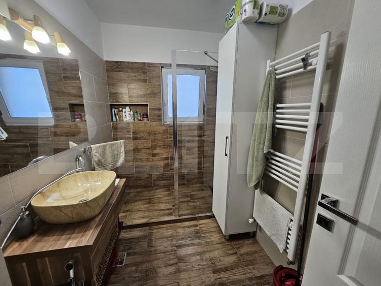 Apartament semidecomandat cu 2 camere, foarte luminos, zona Terra - 11