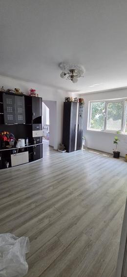 Vand apartament etajul 4 - 3