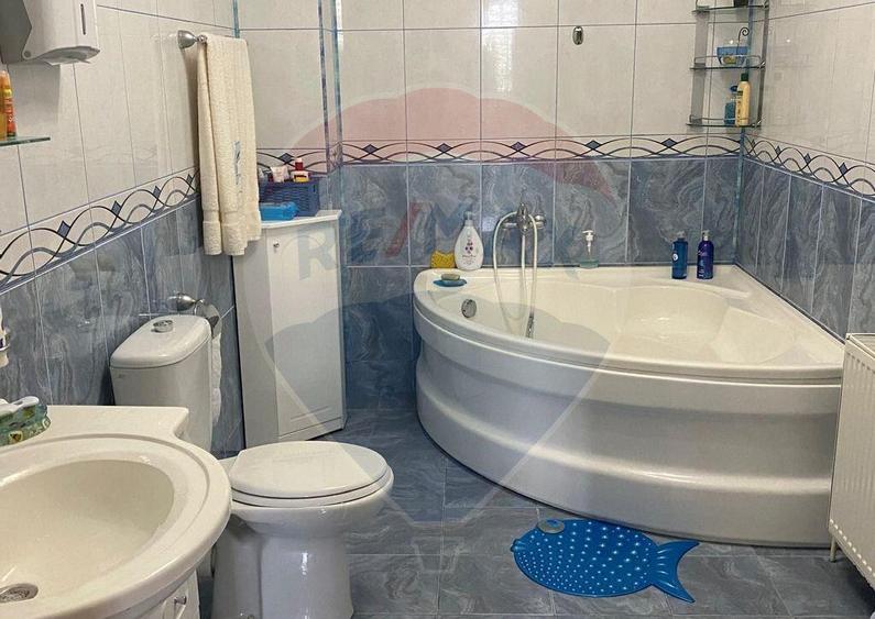 DE VANZARE Vila de vacanta in Pucioasa /Dambovita - 27