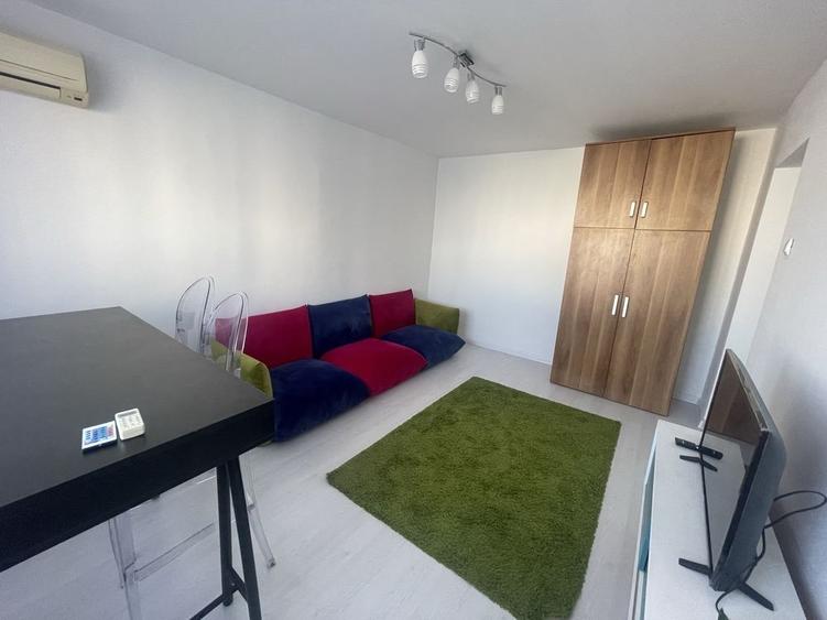 Piața Victoriei – Apartament 2 Camere Renovat | 5 Min Metrou | Vedere Superbă - 2