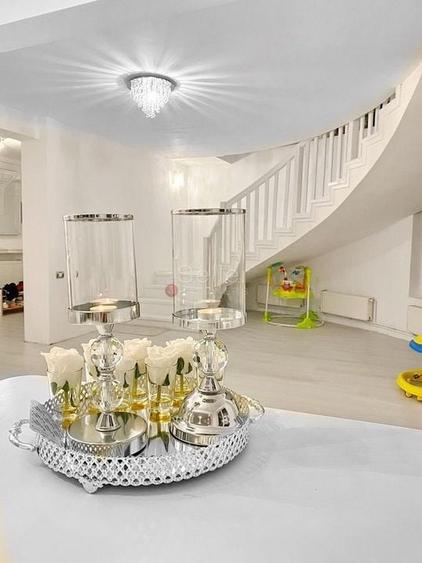 Proprietate compusa din 2 case - 13