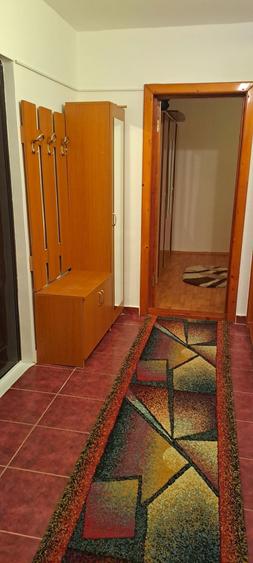 Inchiriez apartament Caransebes - 3