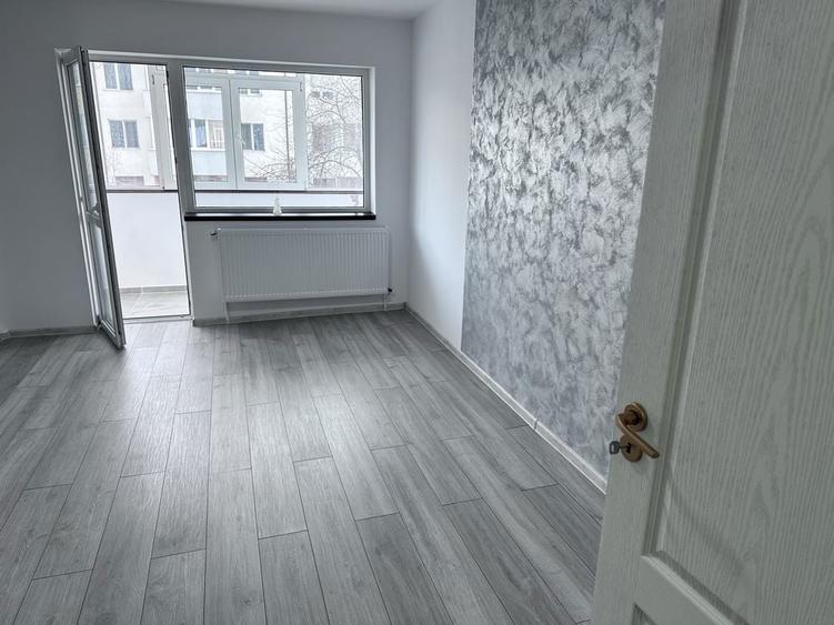 Apartament 2 camere etaj 1 - Renovat - decomandat - zona excelenta - 5