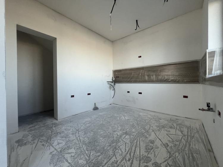 Duplex, 300mp teren, 105mp utili, la sosea COMISION 0% -  Sacalaz - 9