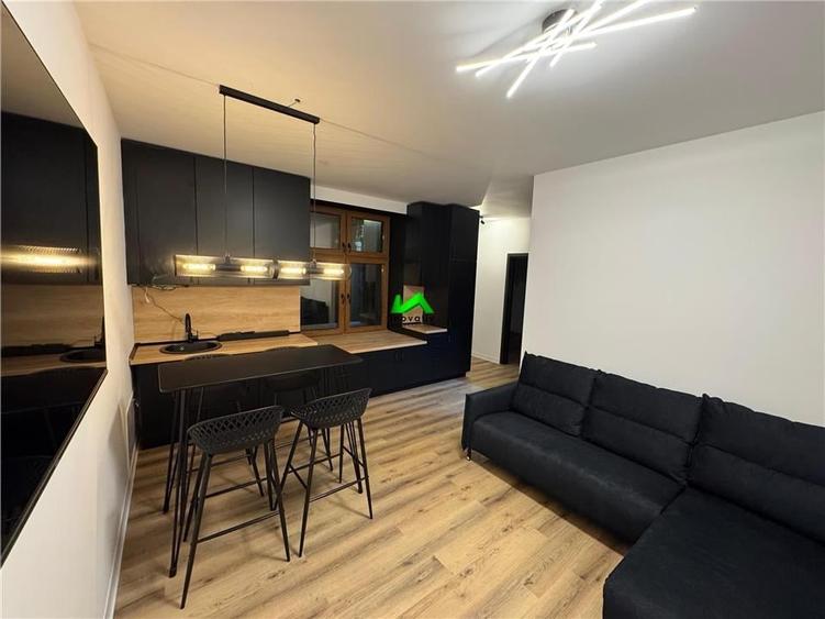 Apartament LUX de vanzare 3 camere Sibiu Piata Mica - 1