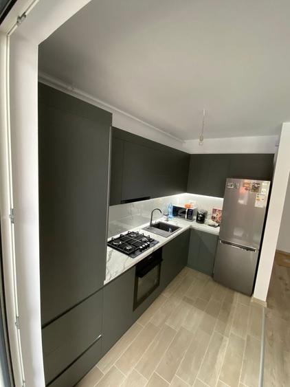 Complet mobilat si utilat. Etaj intermediar. Teresa 10 mp. - 6