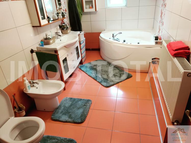 Vila Stefanesti zona Zavoi, partial mobilata. - 9