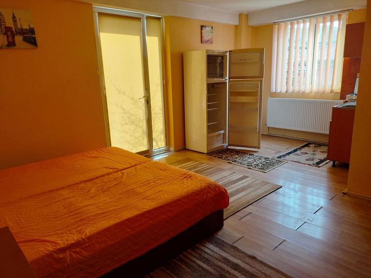 Inchiriez garsoniera zona Bularga Granit Iasi - 8