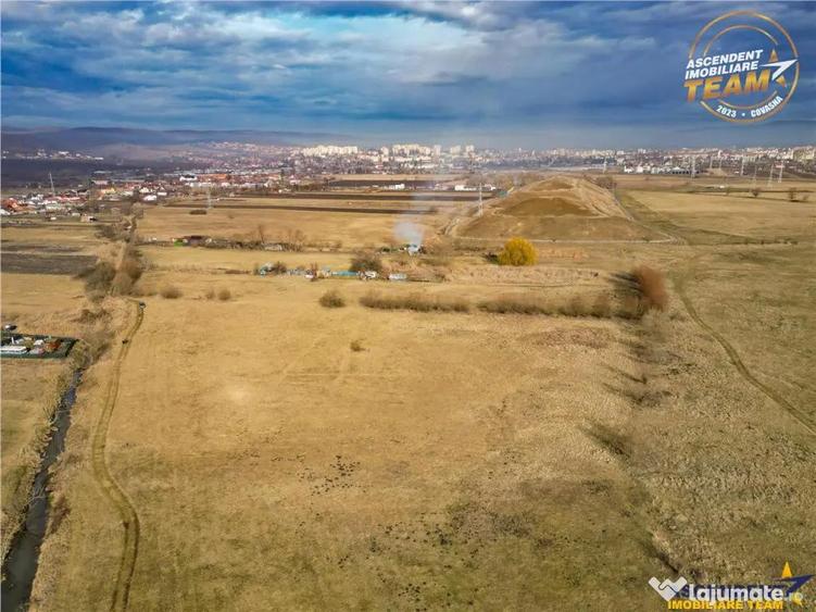 Teren extravilan de 5.800 mp in Sfantu Gheorghe:oportunitate - 2