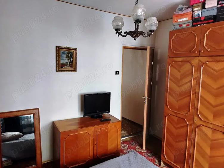 Apartament cu trei camere decomandat in Calea Bucuresti - 9