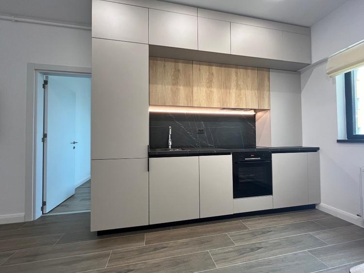 Proprietar vand studio 2 camere metrou Petrache Poenaru- gata de mutare - 3