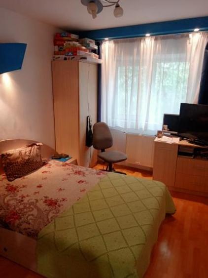 Bd. Basarabia - 3 cam, suprf. 69 mp, decom, mob/util,bloc reabilitat - 1