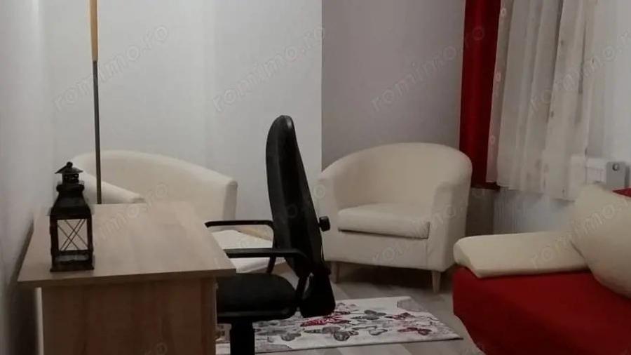 Apartament 3 camere, zona Tractorul - 8